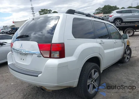 2010 Mitsubishi Endeavor Se z USA, uszkodzony, nr VIN 4A4JM3AS3AE016877